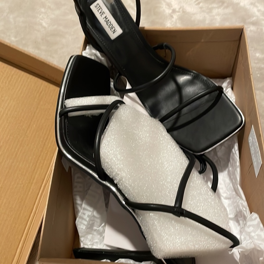 COPY - Steve Madden unfold black size 11 women’s